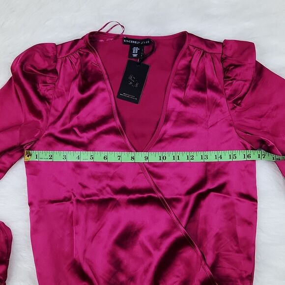Sincerely Jules‎ -523 Faux Wrap Long Sleeve Fuchsia Hibiscus Top Blouse NWT XS - Picture 6 of 9